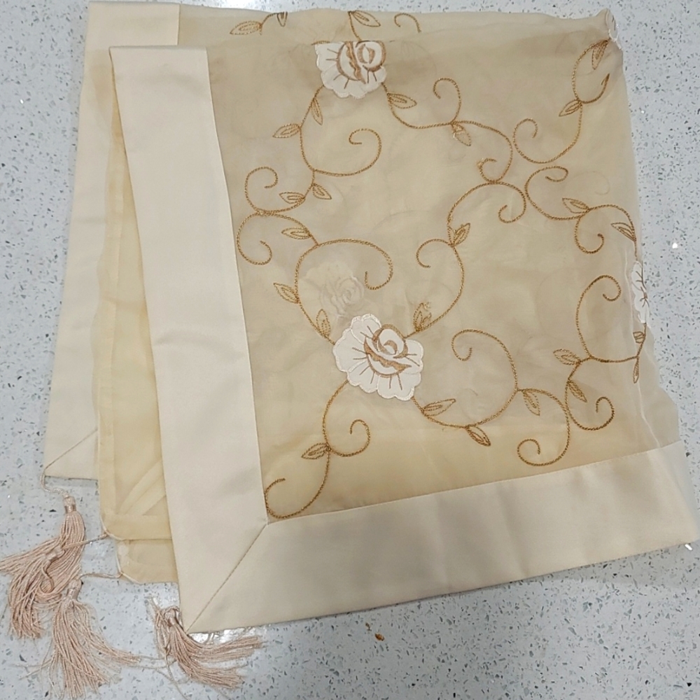 Tablecloth